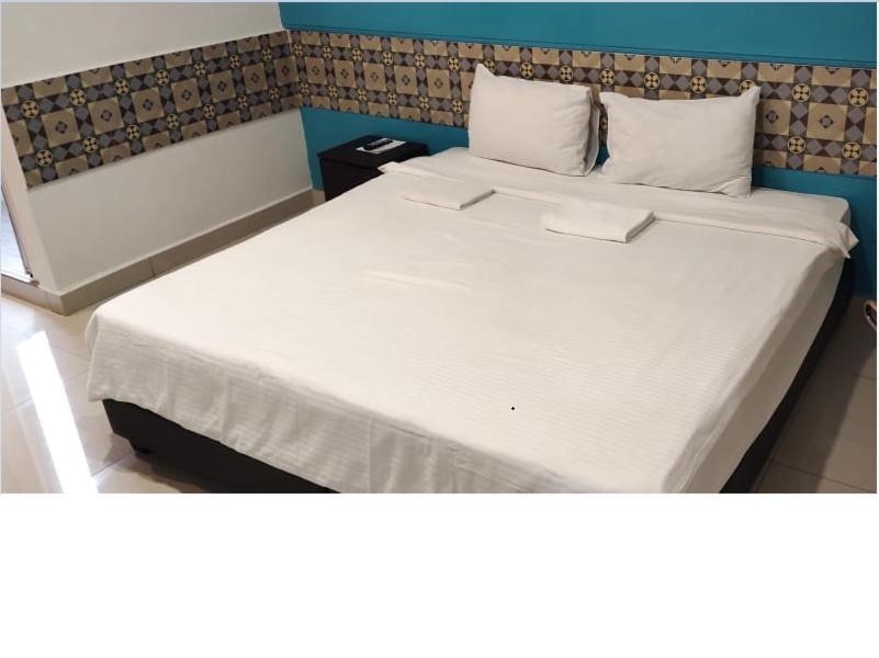 Grand Fc Hotel George Town Exterior foto